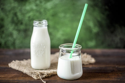 7 Healthiest Milk Options for Weight Loss